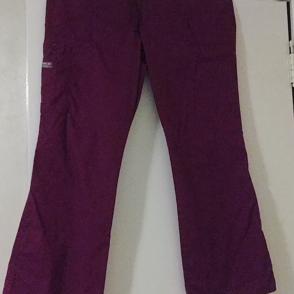 Women's scrub set - Picture 3 of 4